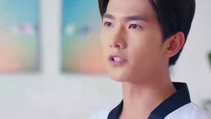 #七把草, this bangs can make me laugh for a whole day#Whirlwind Girl