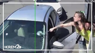 Seattle bikini barista smashes car windshield with hammer