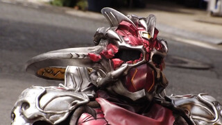 The Alien Knight and the Prototype Knight have used the same ability to compare 2