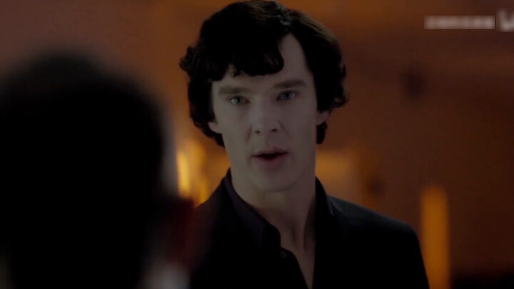 A super scary episode of Sherlock! The hellhound killed people like crazy, and the haze that shroude