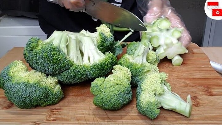 SAKING ENAK'NYA BROKOLI DIMASAK GINI SAMPAI SAYA TIDAK PERNAH BOSAN MENGULANGI RESEP INI..