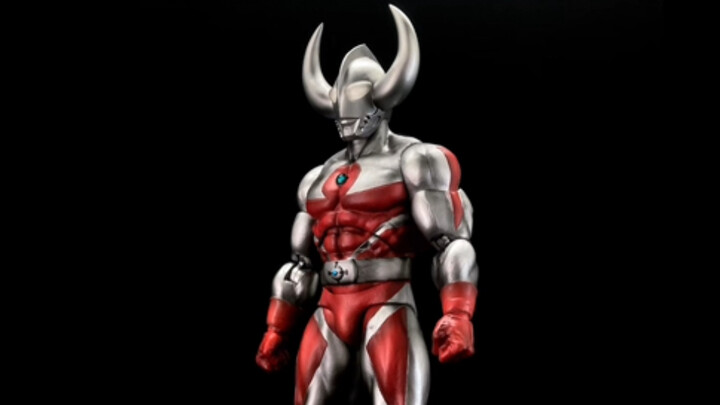 Self-modified non-SHF Muscle Ultraman's father, Ultraman's father, Taro's father, Supreme Commander 
