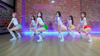 Classic review | hitting on you Wiggle Wiggle-HelloVenus dance cover