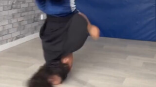 街舞女孩 重量级选手 灵活操作