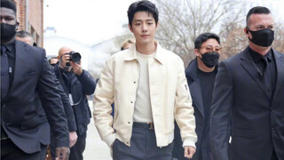 The boss is out on the street, and the big star Xiao Zhan is at ease at the Tods Milan show!