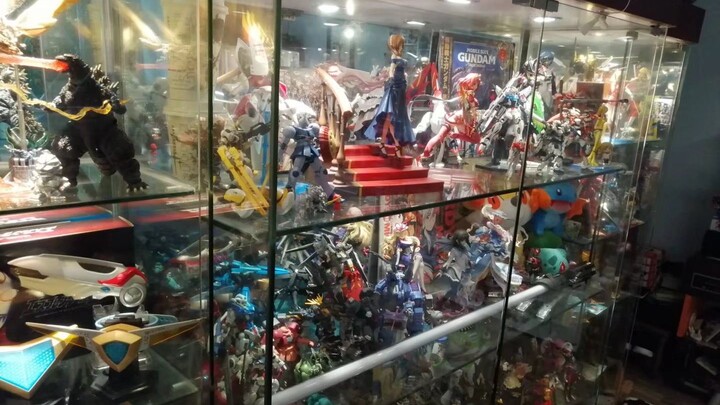 ฉันไม่ได้กลับบ้านมาเกือบสองปีแล้ว ให้แม่ถ่ายรูปบ้านตัวอย่างของฉันหน่อย