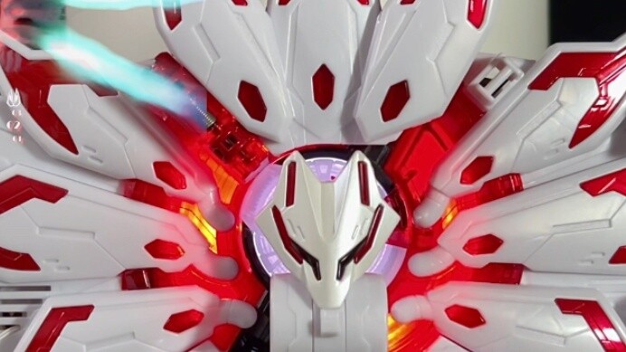 Use an external speaker to play with Kamen Rider Geats PDX MK9 and recreate the transformation battl