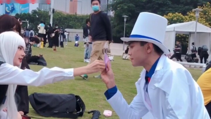 Đời sống|Cosplay|Kaitou Kiddo biểu diễn ảo thuật tại triển lãm anime