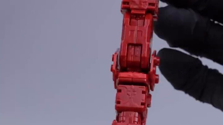 Mengapa pelindung luar membatasi pergerakan kerangka? [Ulasan Orange Barrel] Ulasan Lengan Bandai PG