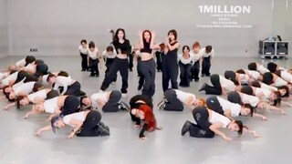 【ITZY】BORN TO BE新歌练习室！劲舞团大框架！爽死谁了！