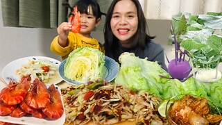 ตำโคราบี้ กุ้งเผา กับน้องชบาน้อยจ้า | แม่ชบา พาแซ่บบ