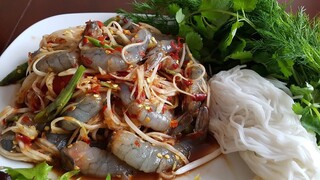 ส้มตำกุ้งสดรสเด็ดเผ็ดยกครกแซ่บเวอร์ Spicy somtam with raw shrimps(ต้อนรับปีใหม่จร้า)