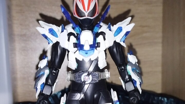 Polar Fox White Tiger Armor (and Miku Polar Fox)