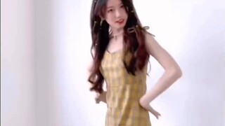 [Ju Jingyi] Love is in crisis. I have a sweet love that I want to talk to you about.