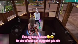 giờ mới dậy nè
