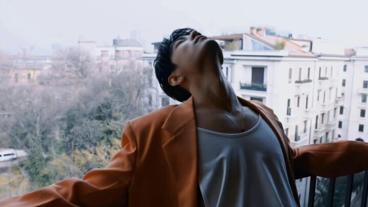 Can I watch Xiao Zhan getting up for free? It’s no exaggeration to say that I watched the whole thin