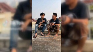 video pertama