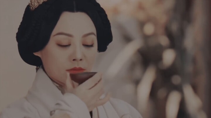 คุณกล้าดีอย่างไรที่ขอให้ฉันอยู่ร่วมกับคุณอย่างเท่าเทียม [Deep Palace Song]