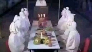 rapat para pocong