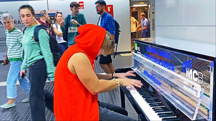 Pirates of the Caribbean Metrostation Piano Performance