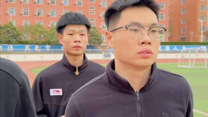 Không hiểu nhưng tôn trọng