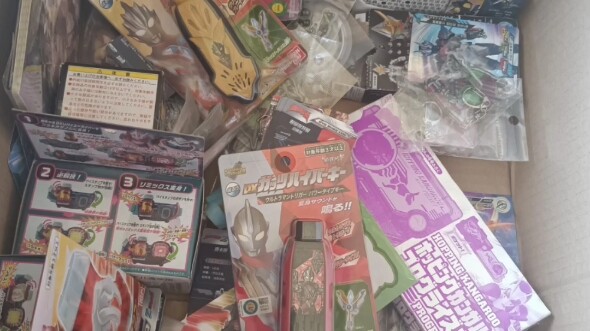 刚来b站，准备一些特摄小东西计划抽奖送了，就当粉丝福利，感谢支持