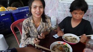 เป็นเเม่ค้าก๋วยเตี่๋ยว 1 วัน ทำก๋วยเตี๋ยวใหเด็กๆในเเก๊งค์