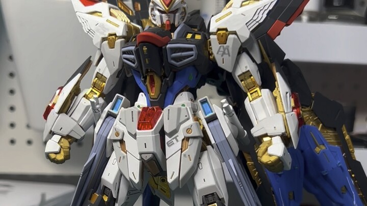 Is Bandai MGEX Strike Freedom really invulnerable?