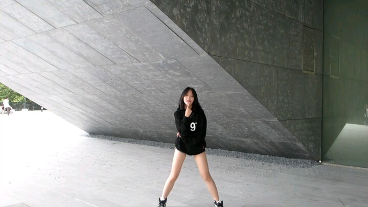 อายุสิบเจ็ดปีฟรี! ลงทะเบียนเรียนใน Kitsch ที่มหาวิทยาลัยหวู่ฮั่น!