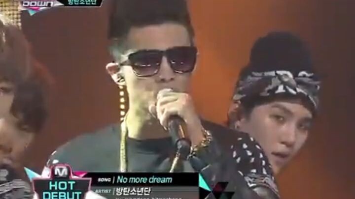 방탄소년단_No More Dream (No More Dream by Bangtan Boys@Mcountdown 2013.6.13)