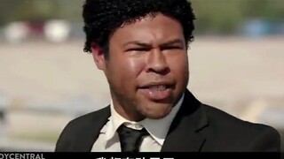 [Black brother] I'm 32! Stop pulling my underwear! !