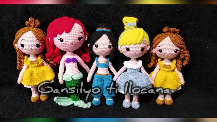 My crochet disney dolls 😊💝 more dolls to creat 😁