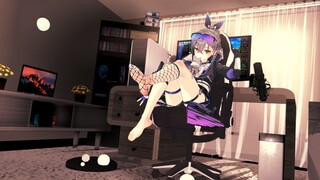 Do you want to play video games with Silver Wolf?