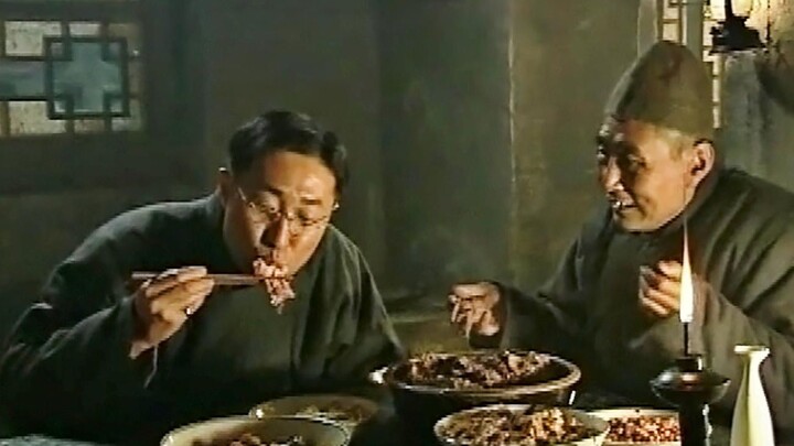 Cảnh ăn uống nổi tiếng của Lin Yongjian, ăn thịt và uống rượu, thơm quá!