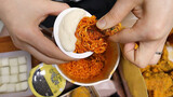 [Mukbang] Ayam goreng BHC dan cheese ball + Mie Samyang pedas