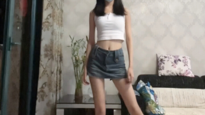 BLACKPINK's "Pink Venom" dance cover at home at 10:30 | Original camera micro-landphone quality