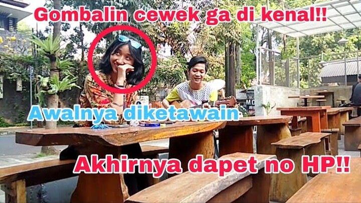 PRANK SUARA FALS! Cantik Banget!! Sekalian Gua Gombalin