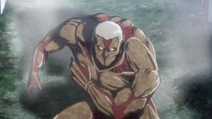 "Precious Video of Early Armored Titan Destroying Wall Maria"