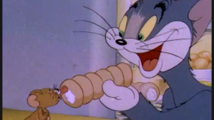 Koleksi Makanan Tom dan Jerry 4