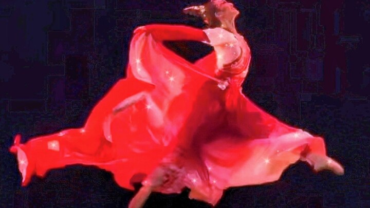 Red and fragrant｜Wearing a red dress, stunning everyone
