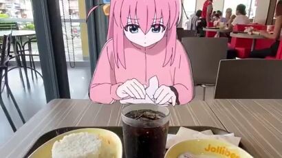 Makan bareng bocchi 😘