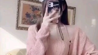 Bạn còn thích ai nữa? Top 10 mỹ nhân có đôi chân dài nhất trên Douyin