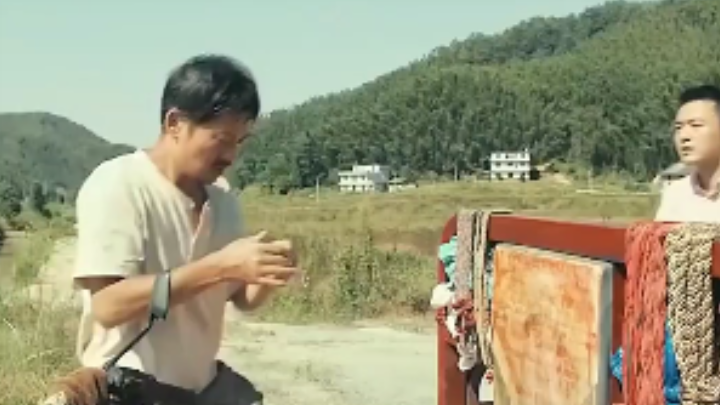 开车千万不要骂街，后果很严重。