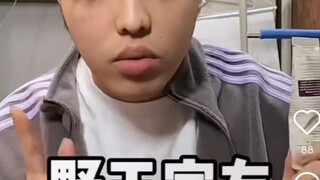 【桃黑黑转载】早年也是如此爱打王者