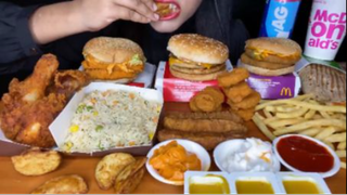 ăn khoai tây chiên hambuger đùi gà chiên ASMR MUKBANG#amthuc #monngon