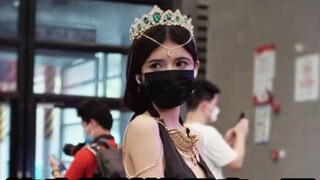 Chinajoy】 Catwalk vakum kepala anjing dikirim oleh staf gambar-P jahat untuk mencegah orang berkumpu