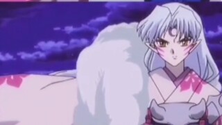 Sesshomaru yang tampan dan berpayudara besar saat masih kecil