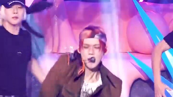 Choi Yeonjun-'GGUM' stage mashup Perfect idol embodiment! One-click costume change!
