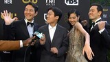 'Squid Game' Cast Celebrates Critics Choice Win w/ Epic Dance Moves