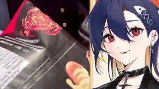 Overseas Chinese tried Chinese snacks, but couldn't even tear open the snack bag [Asakura Fish Noodl